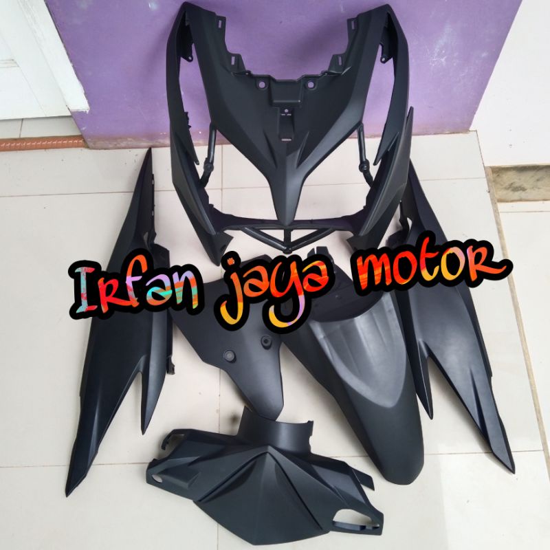 Cover body full halus Honda Vario 125 OLD KZR hitam doff