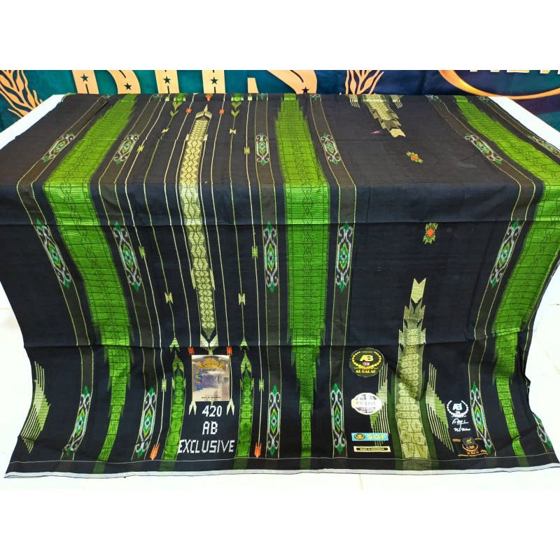 sarung tenun sutra al balad 420 exlusive setara dengan tamer bhs raja mulia dan mega hidayat