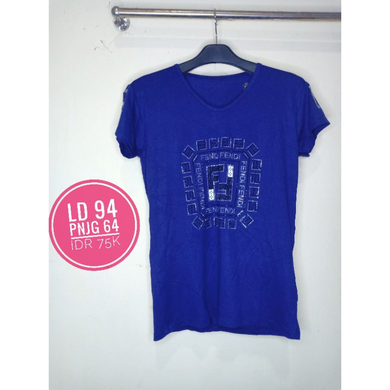 Kaos fendi wanita
