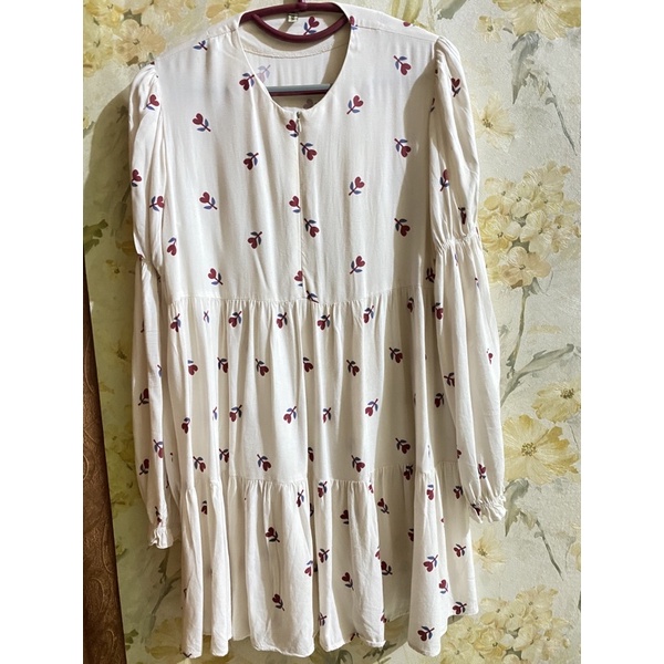 preloved blouse vanilla hijab