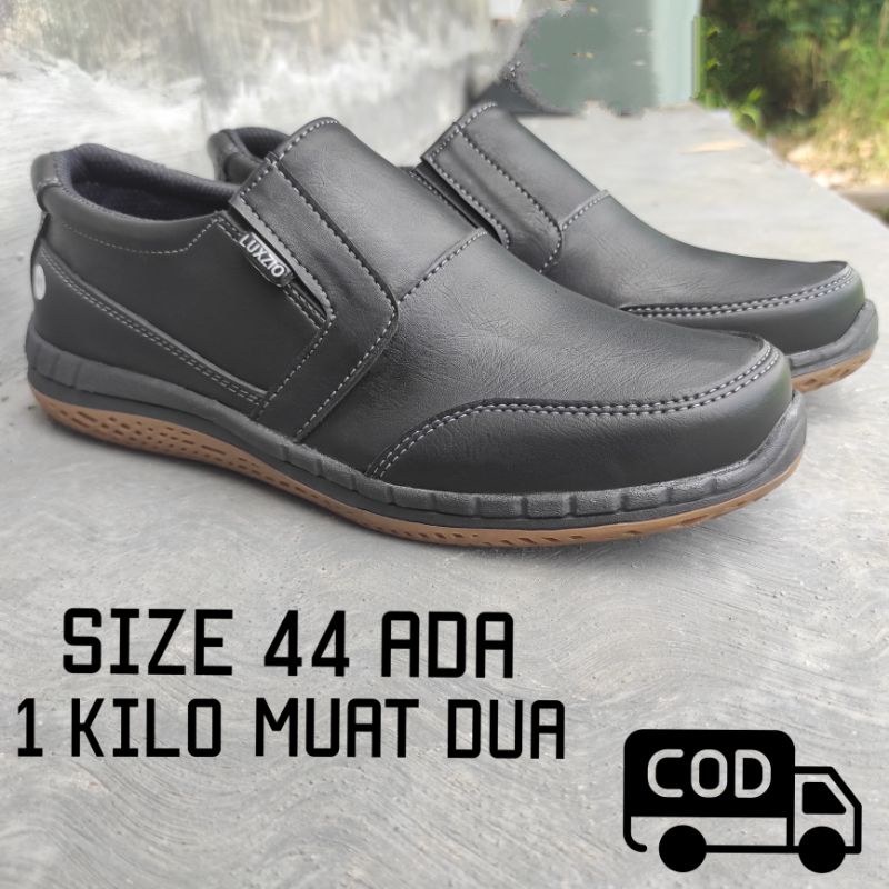 Sepatu Pria Kulit Slip On Kasual Sintetis Kerja Kantoran Sol Karet