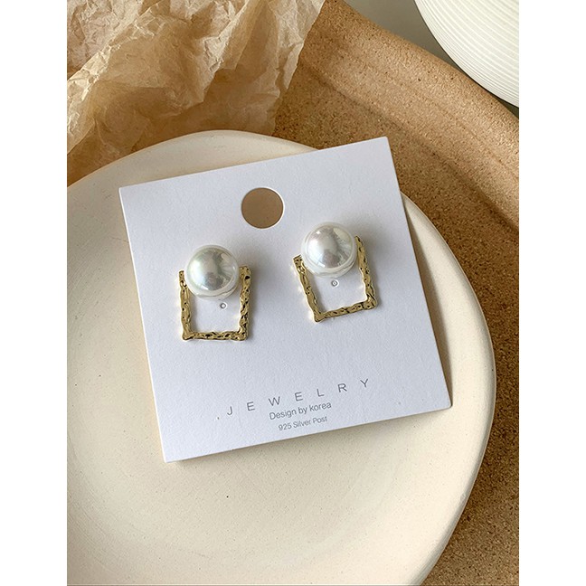 LRC Anting Tusuk Fashion Golden Pearl Metal Square Stud Earrings D89964