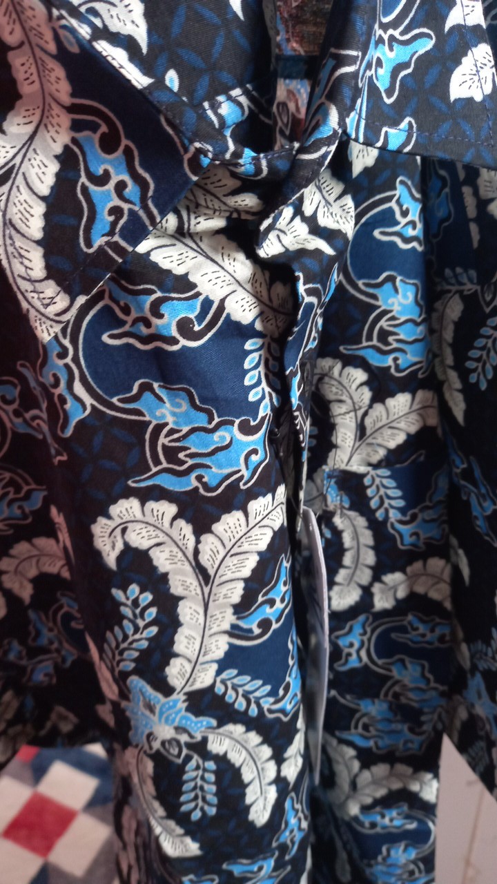 Kemej Tangan Pendek Ardilla