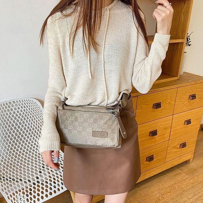 (COD) Vyctoria VOS5839 Tas Selempang Wanita Murah Import Handbag Promo JTF90750 EL5839 LT1871 BQ3230 GT1846 CR7477 90750 3230 1871 1846 7477 5839