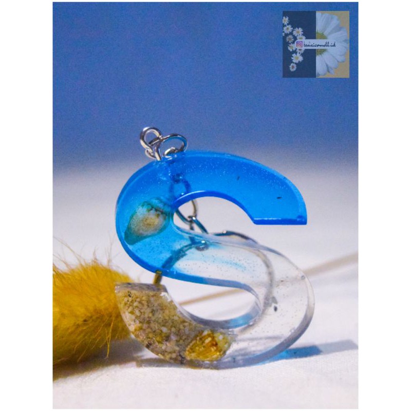 Keychain Resin Custom | Gantungan Kunci Resin | Resin Inisial Nama | Keychain Motif Bunga |