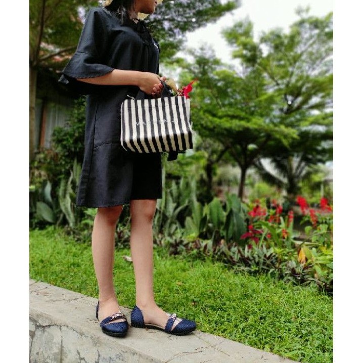 SEPATU WANITA FLAT SHOES CANTIK - HASTIA