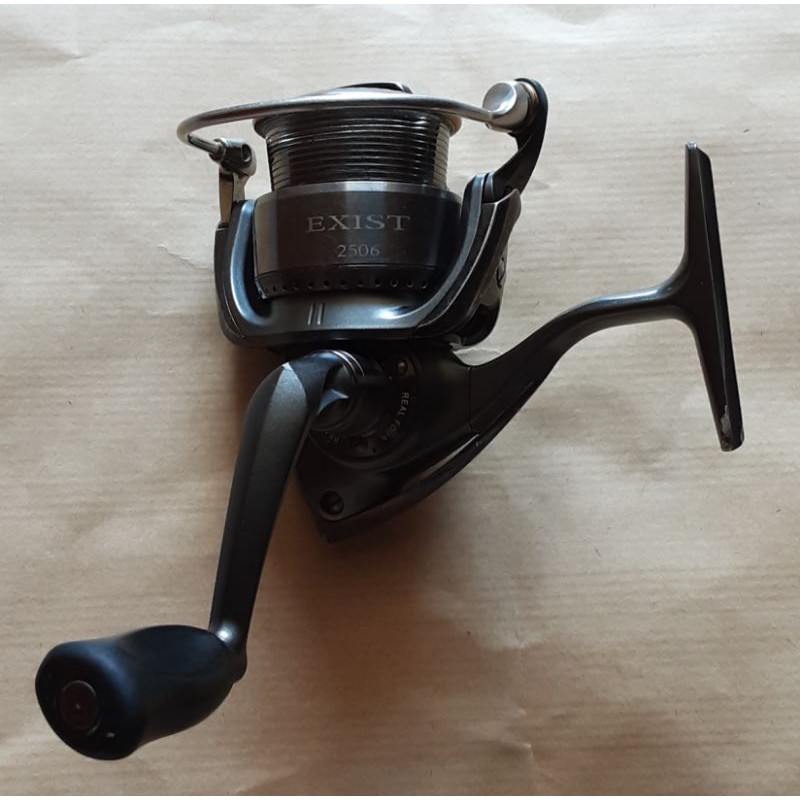 Jual Reel Daiwa Exist 2506 Second Indonesia Shopee Indonesia