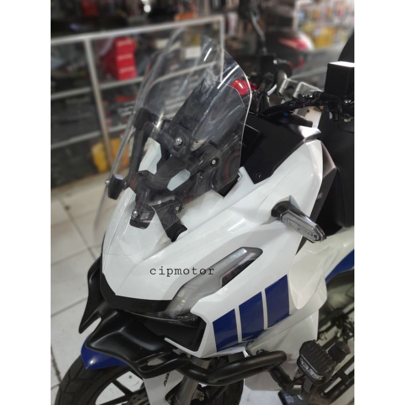 Visor / Windshield honda ADV 150 model carbu Pendek