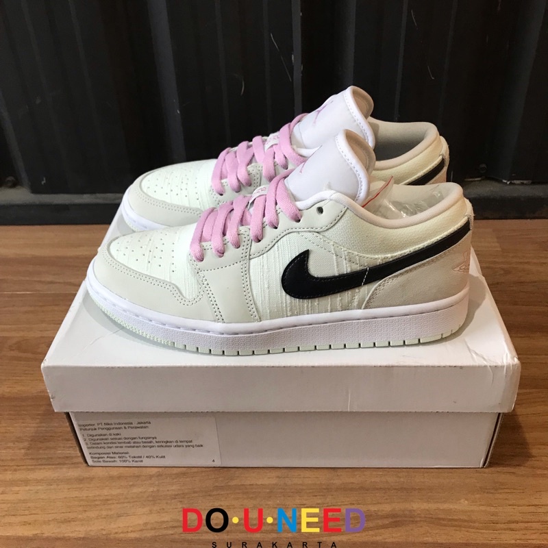 Nike Wmns Air Jordan 1 Low SE Barely Green