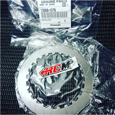 HRGA PERBJI PLAT KAMPAS KOPLING PLATE CLUTCH NINJA 2 T 2TAK 2 TAK ORI ORIGINAL KAWASAKI 13089-1076