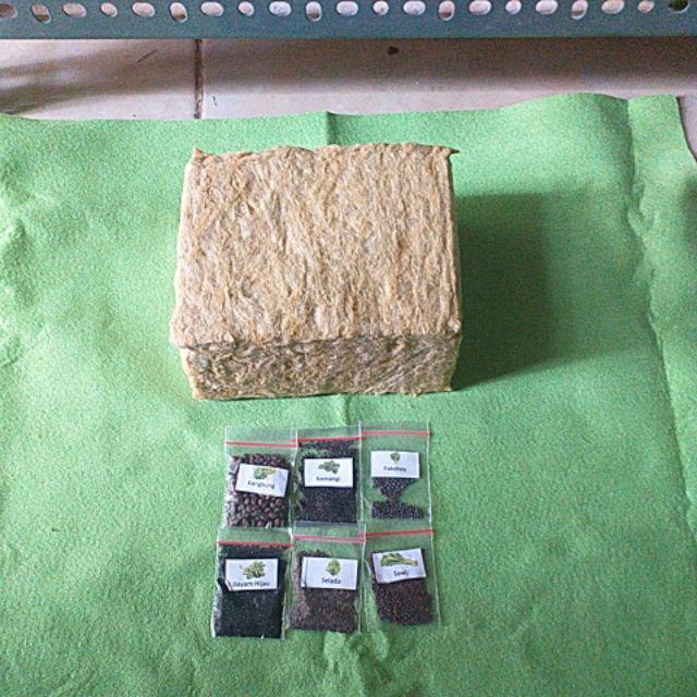 Media Tanam Hidroponik Rockwool Merk Cultilene Asli Ukuran 21 X 15 X 7.5 Cm 1/8 Slab Rockwoll