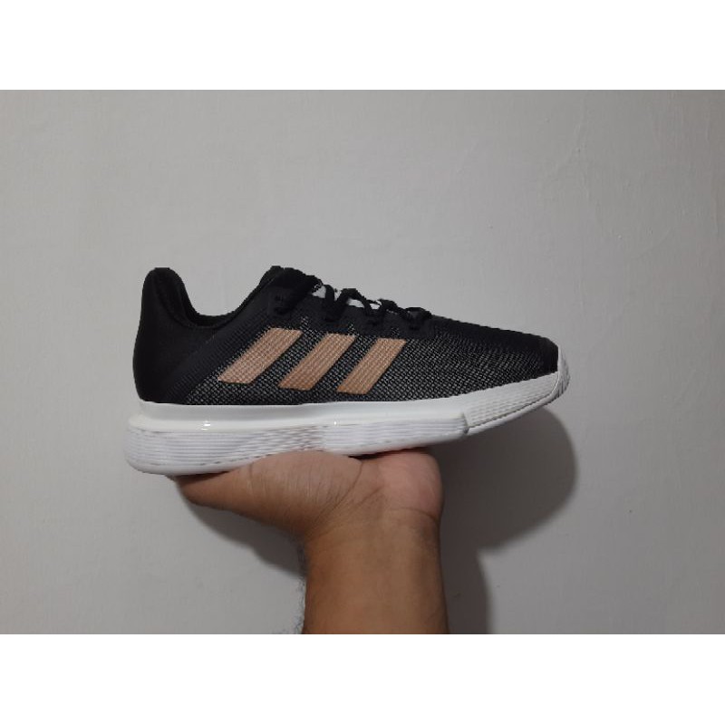 SEPATU TENIS ADIDAS SOLEMATCH BOUNCE WMNS ORIGINAL