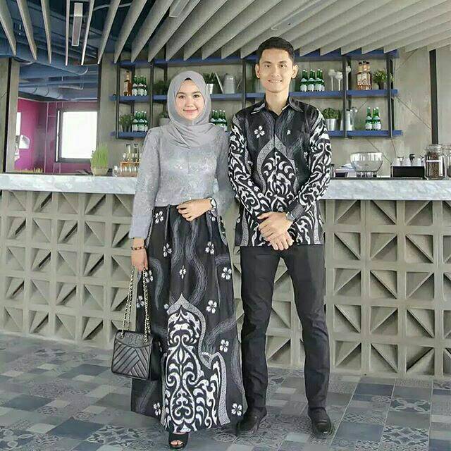 Paling Keren Baju Tunangan Couple Lamaz Morradean