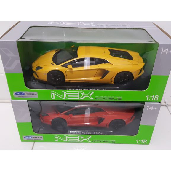 Lamborghini Aventador LP700-4 Skala 1:18 Nex Welly1