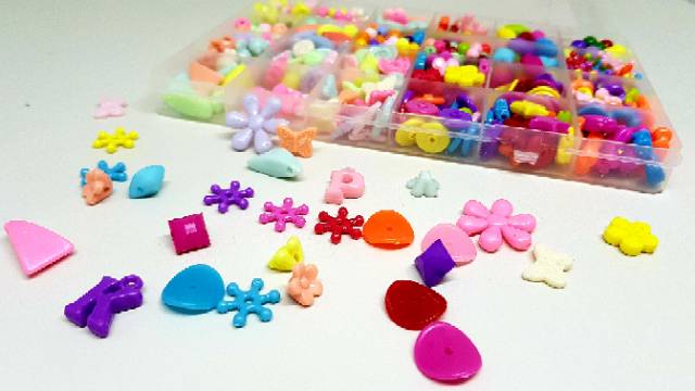 Mainan edukatif anak meronce merangkai manik beads type summer / lollipop