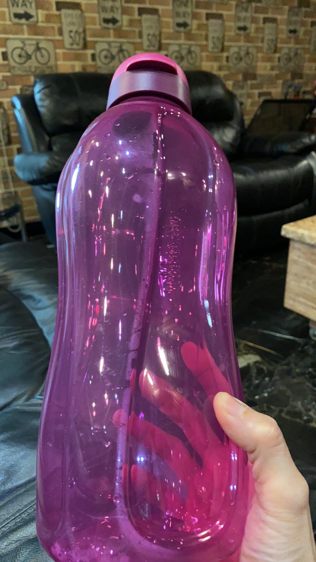 Tupperware Eco Bottle 2l , 2 L  / Botol Minum 2ltr Slimline 2l
