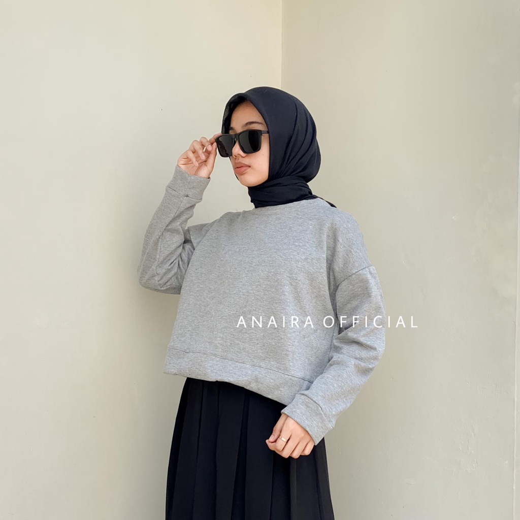 SWEATER BASIC CROP OVERSIZE WANITA