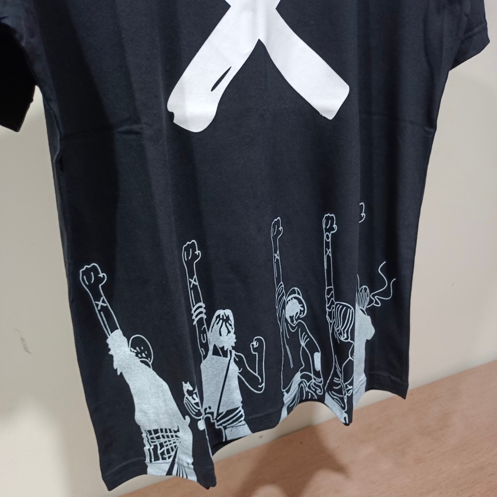 Kaos Uniqlo Jump 50th One Peace Logo Sablon Black T shirt Baju Premium-5
