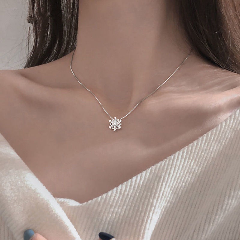 Kalung Desain Snowflake Aksen Berlian Gaya Korea Untuk Wanita