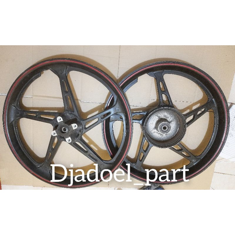 velg Pelg Peleng Cw Depan Belakang Yamaha Jupiter Z Original