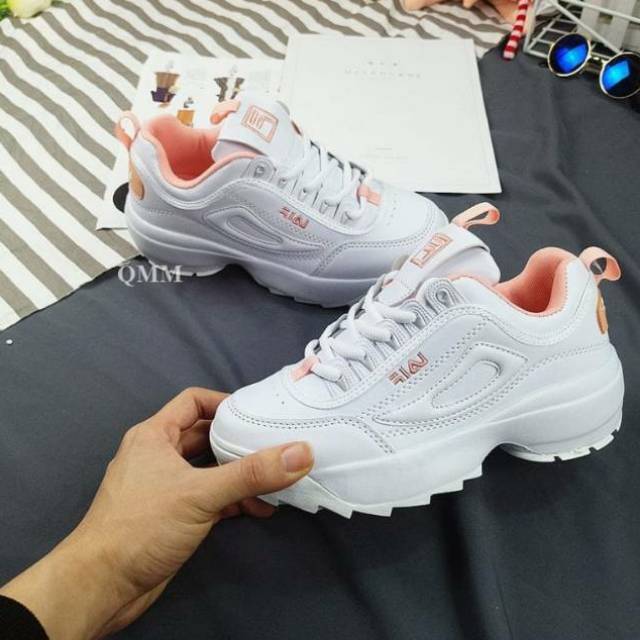 fila replika