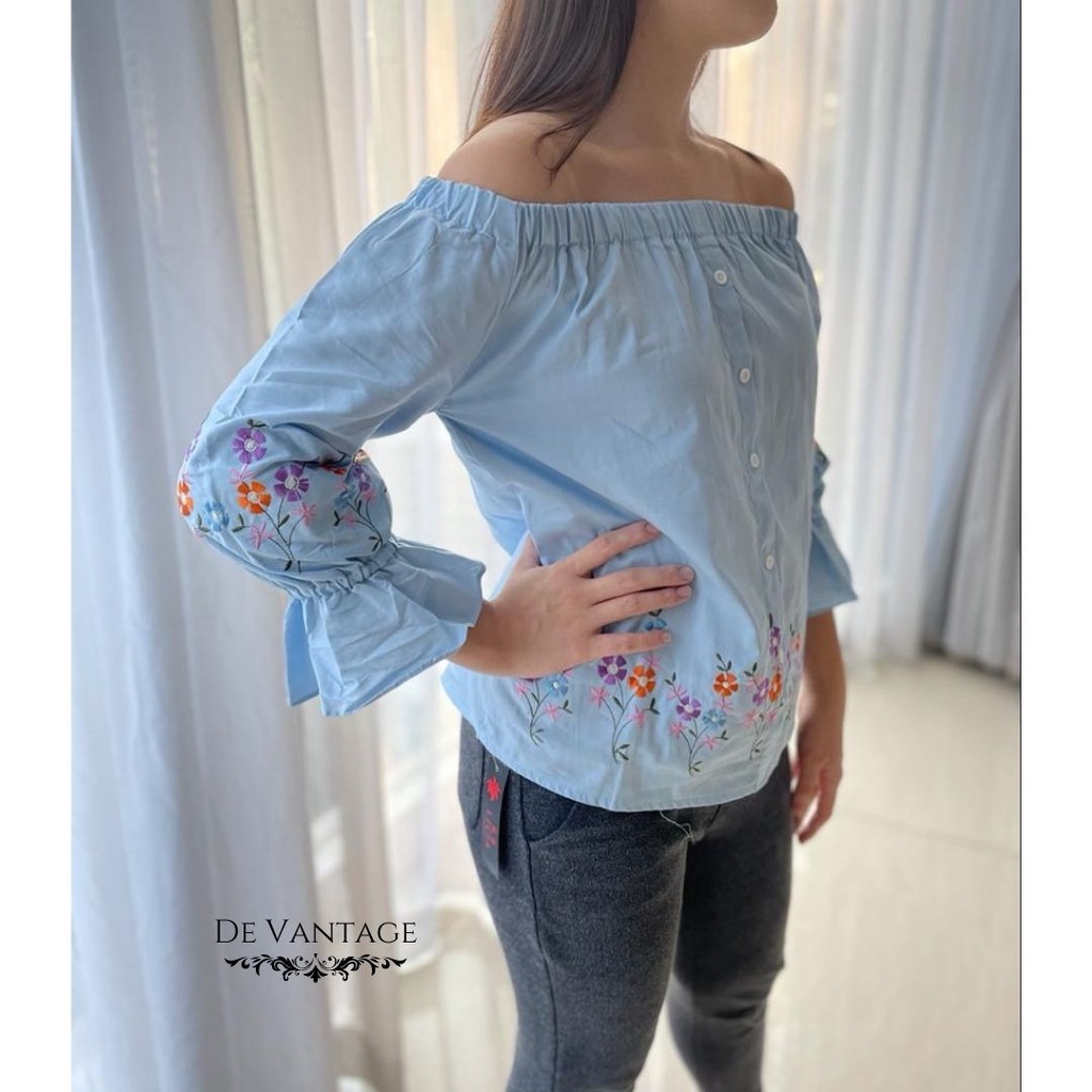 Blouse Katun Sabrina / Blouse Bunga Lengan Flare / Off Shoulder Floral Blouse