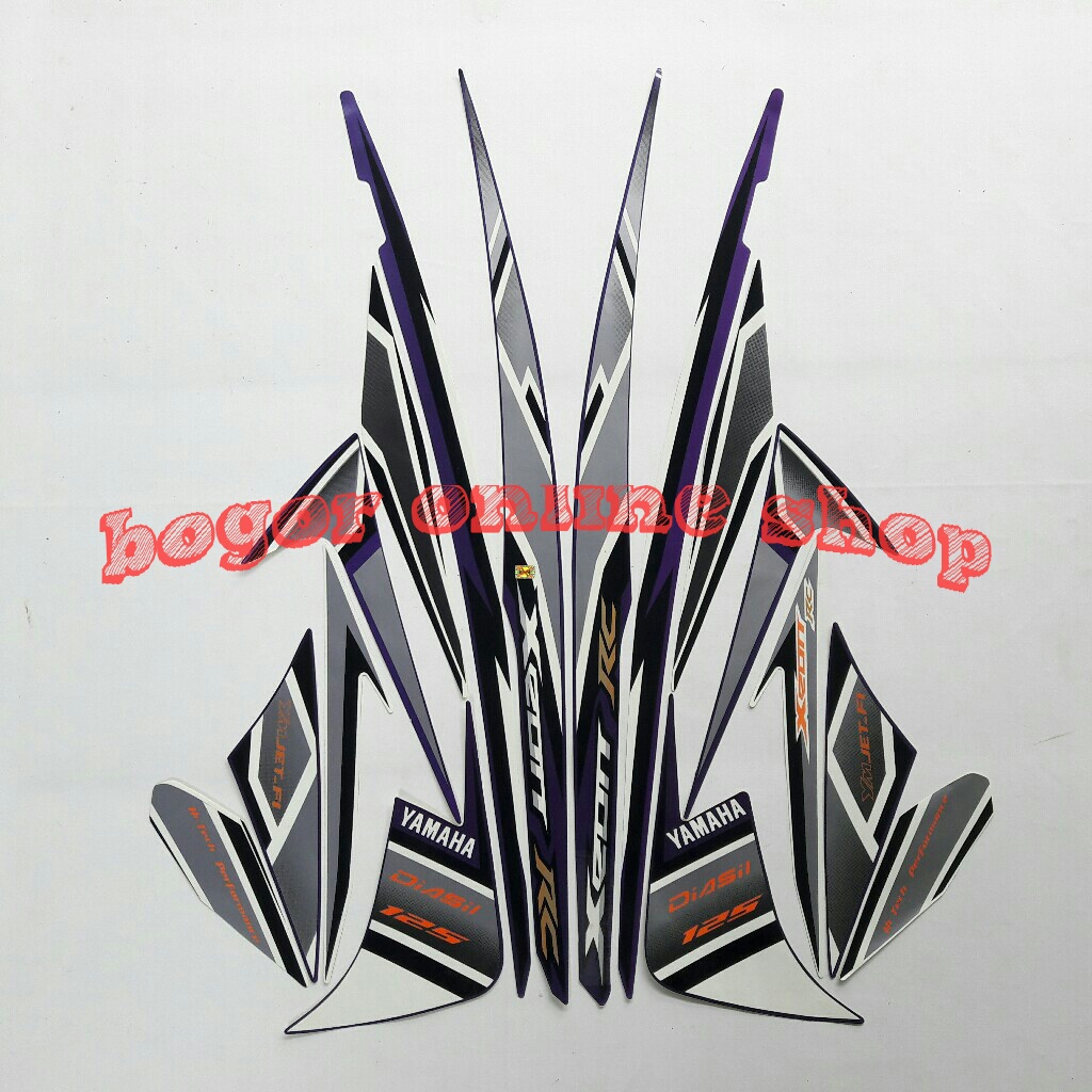 sticker motor yamaha xeon rc 125 2013 ungu
