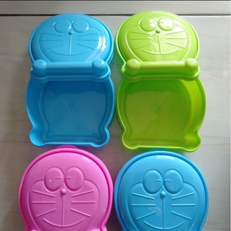 Lunch Box / Kotak Makan Anak / Tempat Makan Anak Doraemon / Wadah