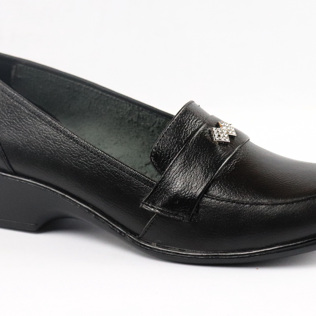 Sepatu Wanita Kerja Pantofel Formal Leather Hitam 3cm Grutty wedges