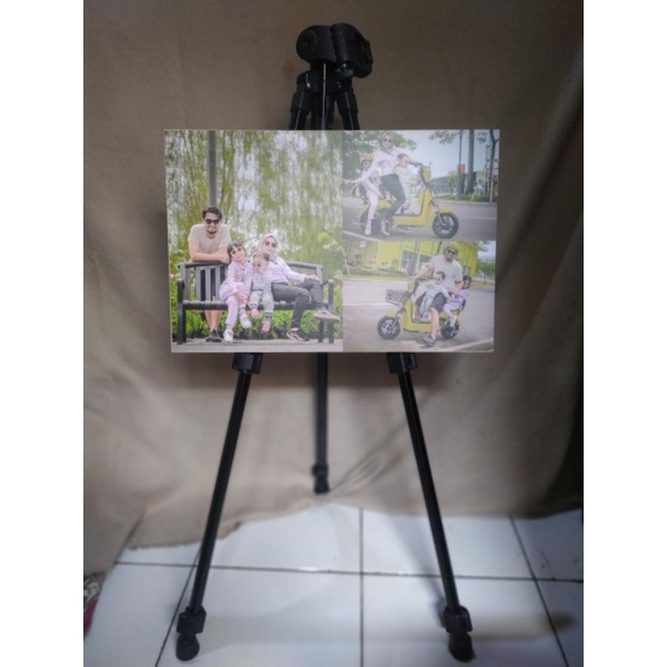 Cetak foto + bingkai kayu . Ukuran 40 x 60