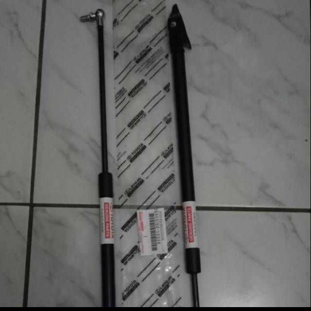 Shock bagasi Toyota Starlet EP70 Original