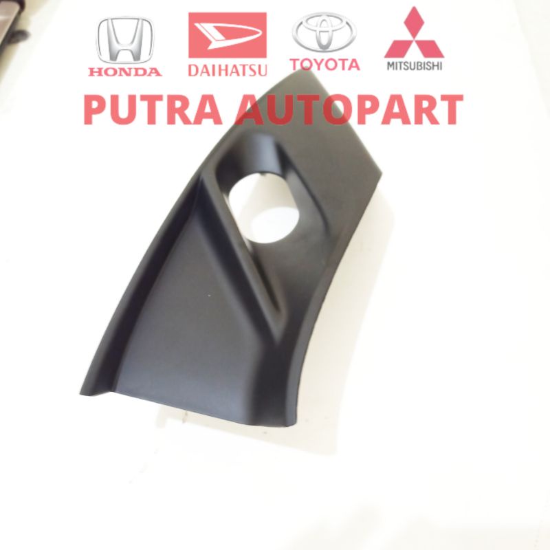 Cover Foglamp / Ring Foglamp Innova Reborn Tipe V Venturer 2020up Original