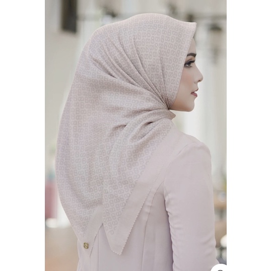 tapis butter voal buttonscarves