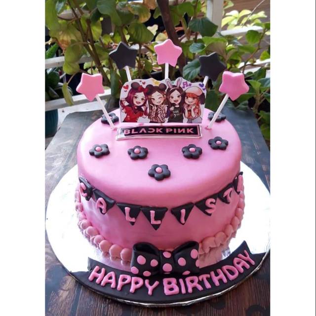 

Kue ulang tahun Black Pink / Cake ultah Black Pink