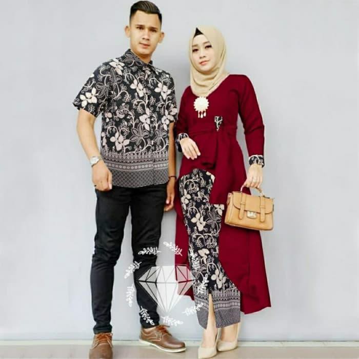 batik couple hanum kebaya modern couple abu maroon batik wisuda