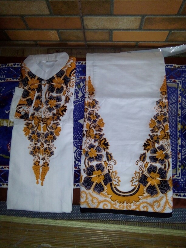 Batik Solo Modern Sarung Dan Koko Batik Kembang Gunung