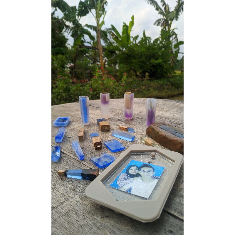aksesoris resin bening kristal Gantungan kunci / kalung