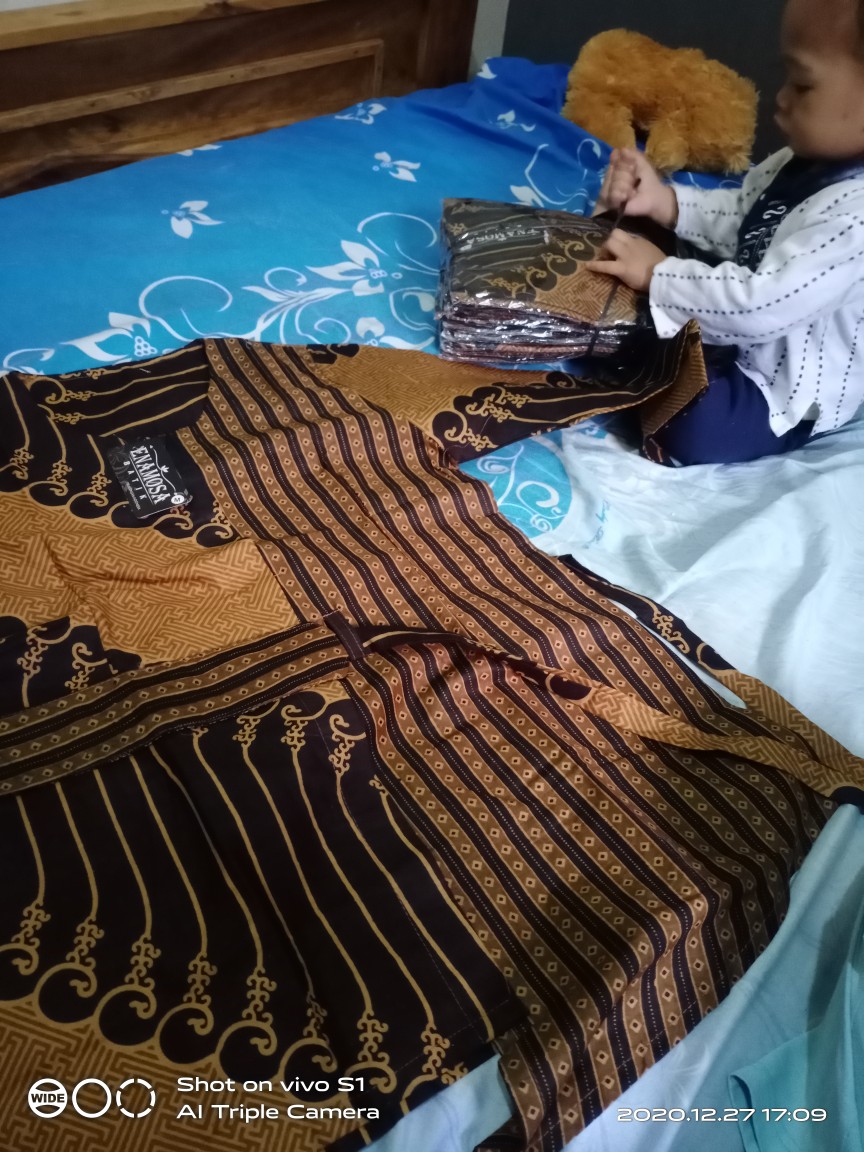 Atasan Kemeja Batik Enamosa Hem Pria, Motif Mega Mendung Batik Pekalongan - Hem
