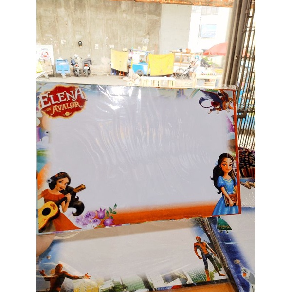 

Papan Jalan kayu hologram Character Whiteboard
