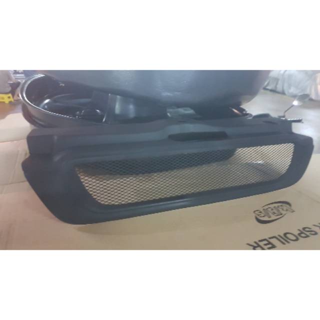 Grill suzuki baleno 97 sporty