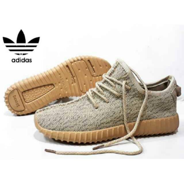 Sepatu Adidas yeezy