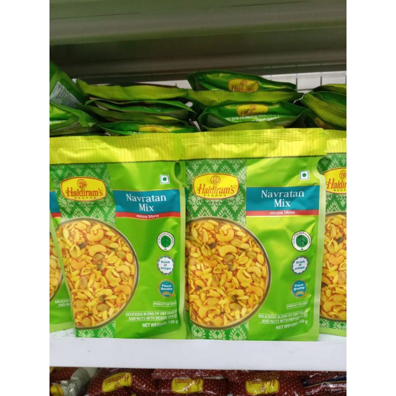 

snack Navratan mix