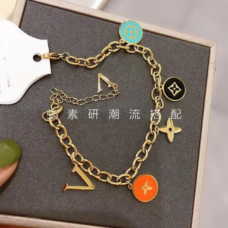 gelang tangan titanium impor anti karat /gelang tangan titanium lv anti karat