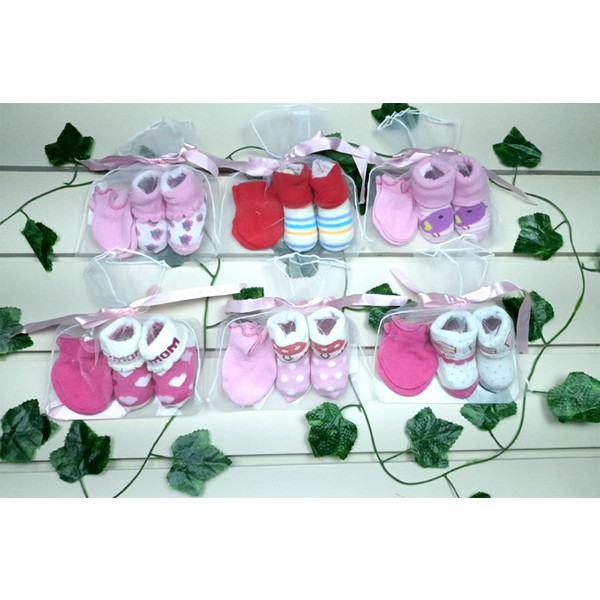 Kaos Kaki &amp; Sarung Tangan Bayi New Born 2in1