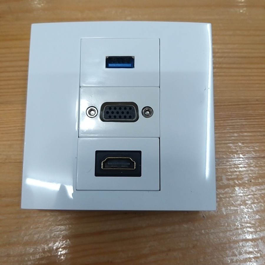 STOP KONTAK FACEPLATE OUTLET HDMI VGA USB