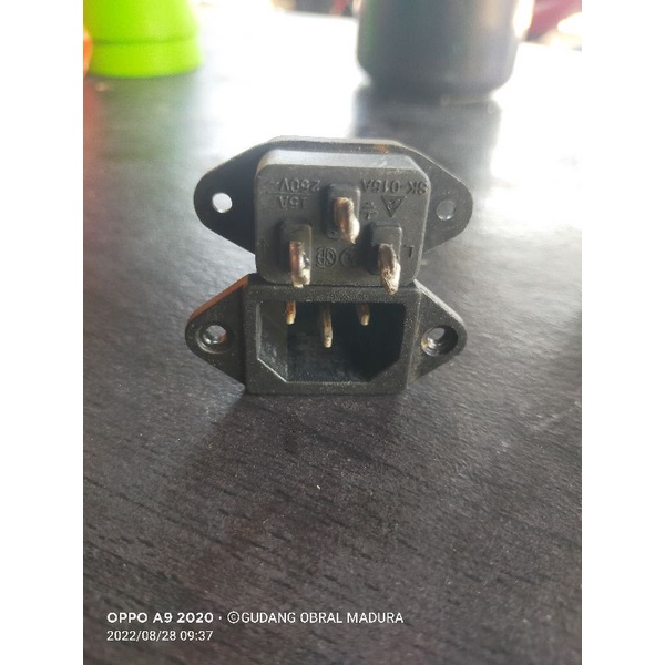 socket kaki 3 Rp 750