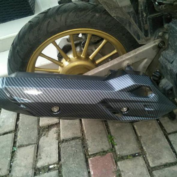 Cover Knalpot Carbon Vario 125 150 2017 Tutup Knalpot carbon Vario 125 150 old