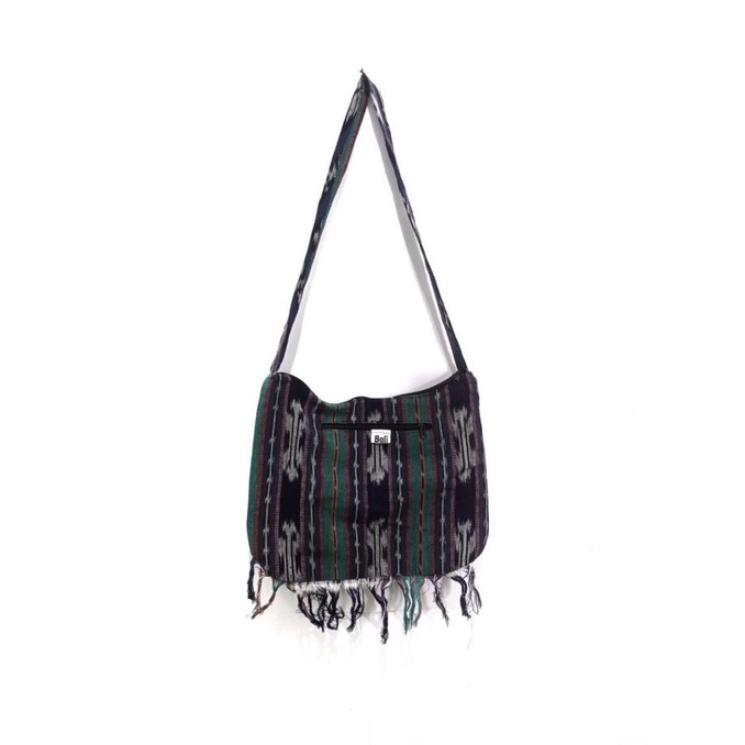 Tas tenun selempang bali