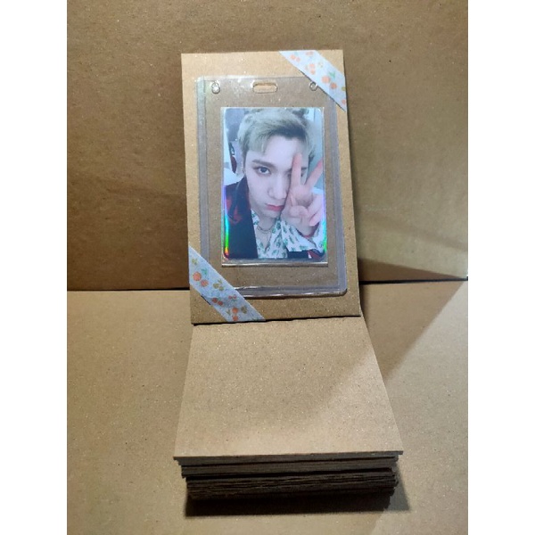 Yellow Board Photocard