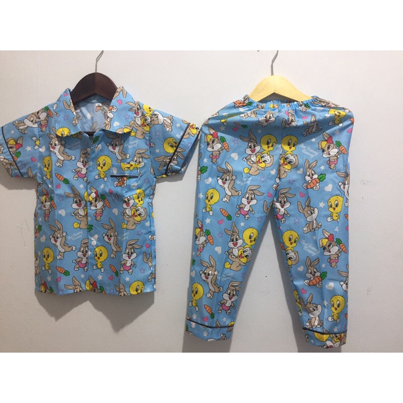 Piyama Anak Motif tweety 4-5th